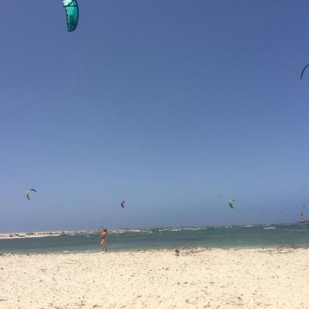 Casa Las Nasas Lägenhet Cotillo Exteriör bild